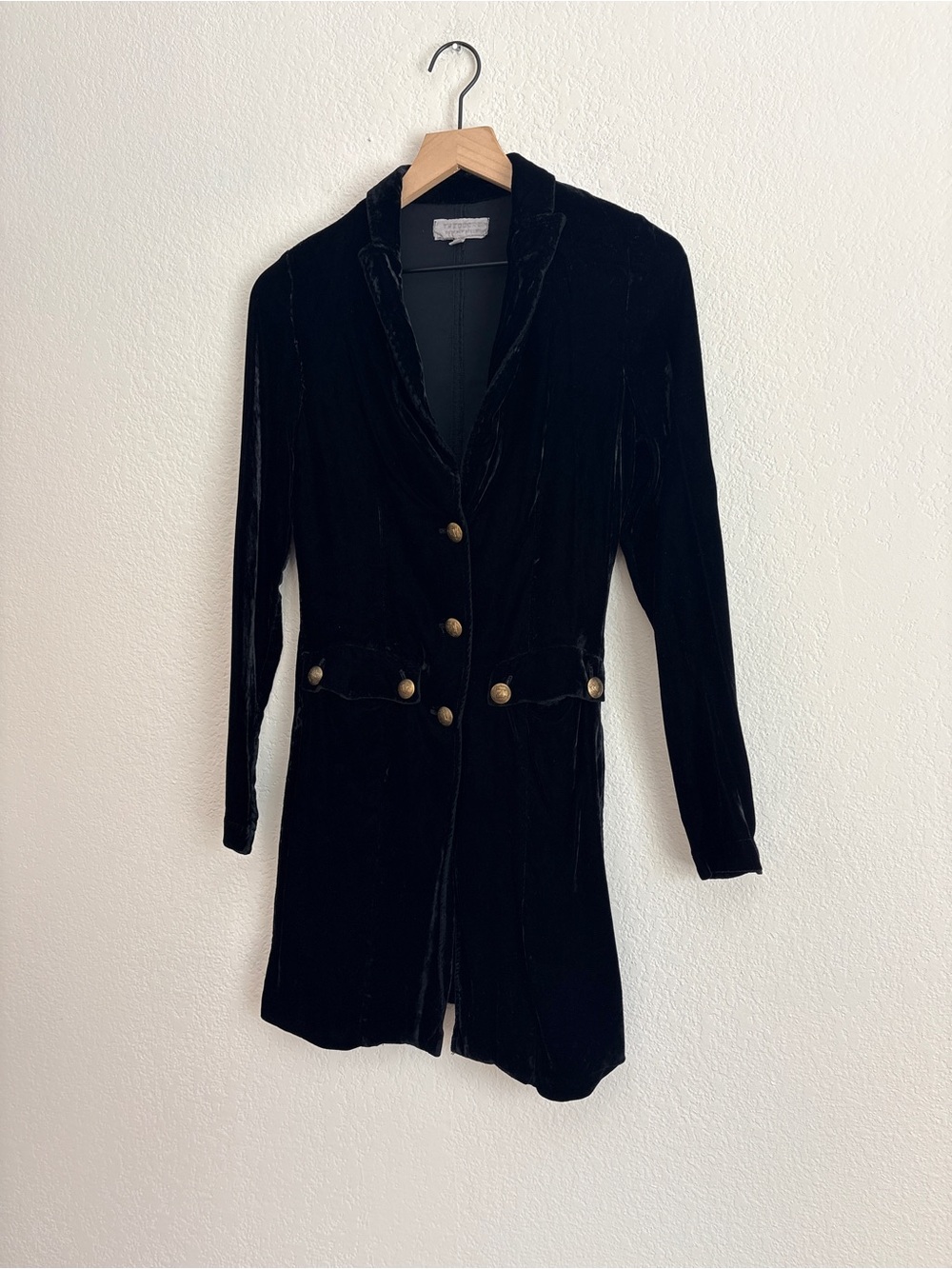 Theodore Beverly Hills RARE Black Velvet Jacket - Picture 3 of 7